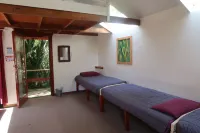 Te Nikau Retreat - 2-Star