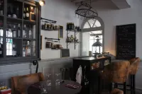 Hotel de France - Hôtel de Charme en Provence Hotels in Saint-Maximin-la-Sainte-Baume