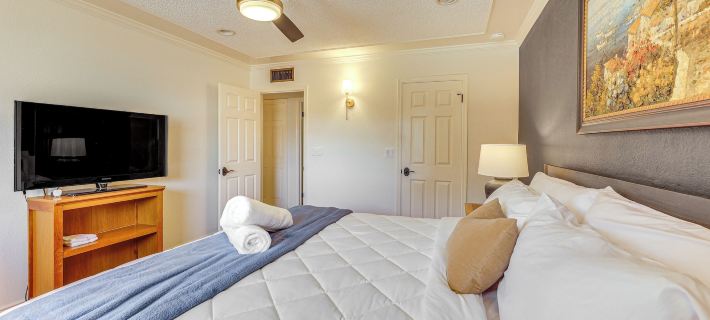 3 Mi to Dtwn Shops & Eats: Mesa Home w/ Pool! Hotels in Mesa