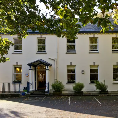 YHA Penzance Hotels near Morrab Library