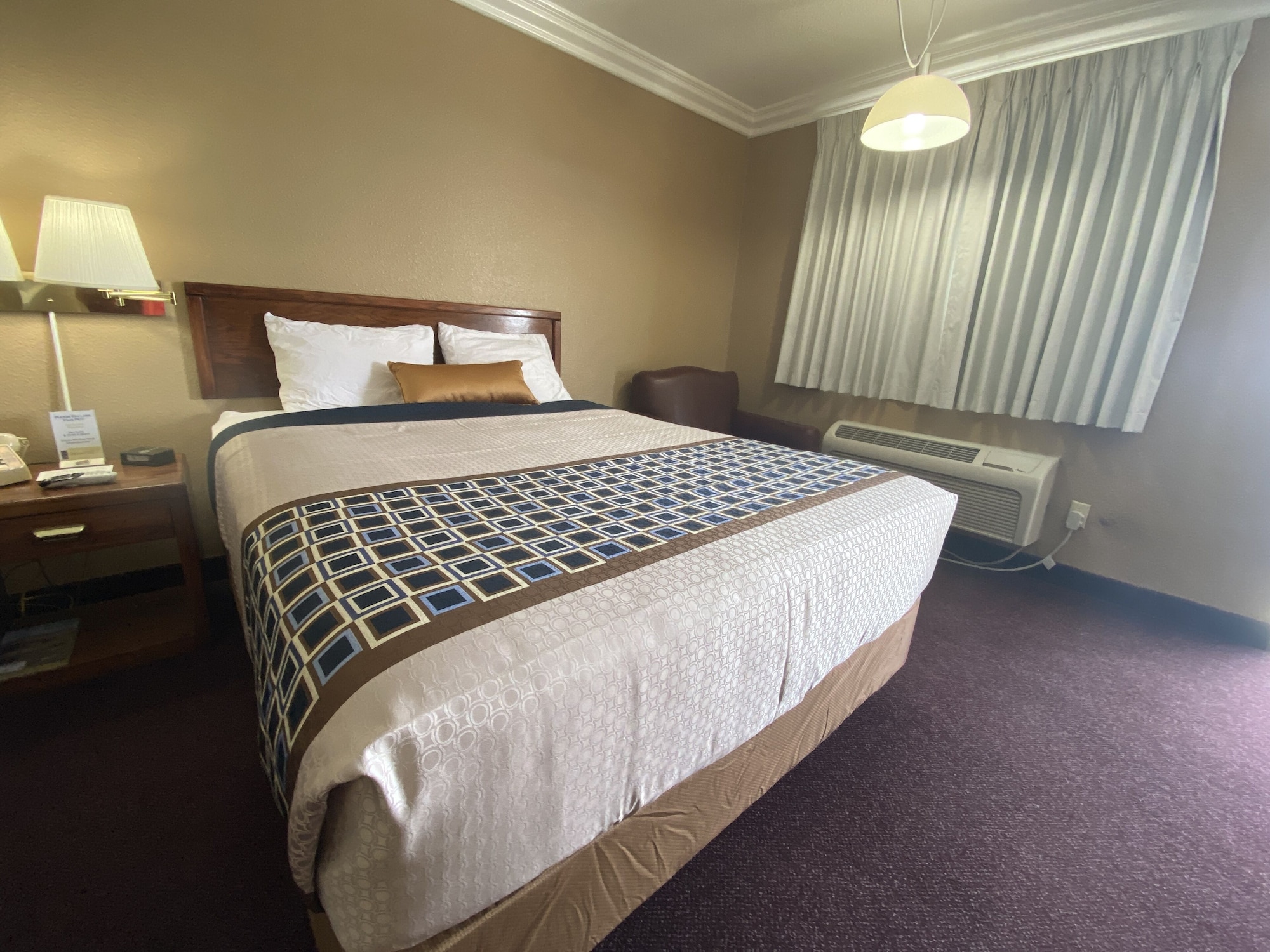 Royal Inn Hotels in Lovelock