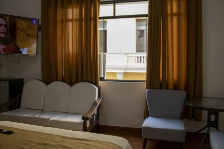 Plaza Mayor Lima Отели в г. Луриганчо