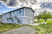 Montana's Emigrant Peaks Getaway: Apt w/ Amenities