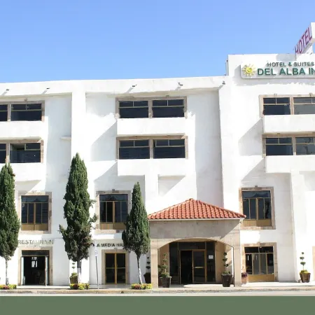 Hotel del Alba Inn & Suites