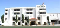Hotel del Alba Inn & Suites