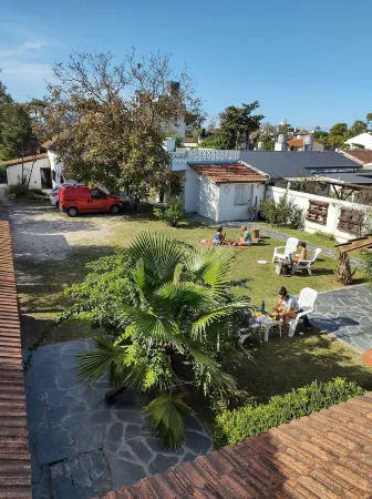 Hosteria Las Grullas Отели в г. Mar de las Pampas