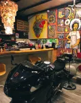100% Cafe Moto Hostel