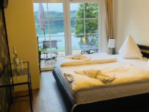 Strandhotel Vier Jahreszeiten Buckow Hotels in Markisch-Oderland