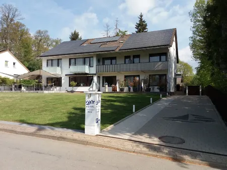 Hotel Garni Waldsegler Отели в г. Бад-Закса