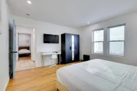 Walk to Roger Williams Park: Apt in Providence! - 2-Star