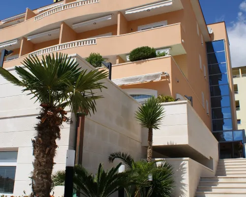 Hotel Rosina Hotels in der Nähe von Strand Nugal
