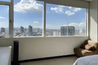 Laviu B&B Luxe Suites Hotel a 