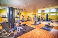 Z Loft Extended Stay Hotel - Gym