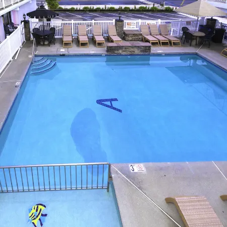 Alante Oceanfront Motel