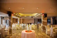 Galini Palace Hotels in Vari-Voula-Vouliagmeni