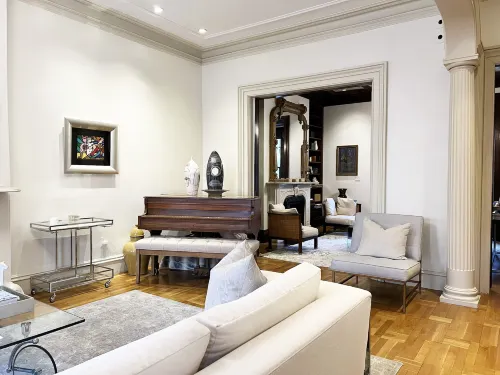 Clarendon Square - Homestays