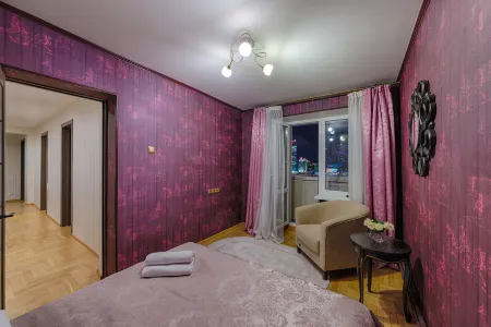 Home Apart Storozhovskaya 8 Street Отели рядом с достопримечательностью «Белорусский государственный университет культуры и искусств»