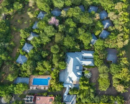 Airport Planet Lodge Hotels in Hai