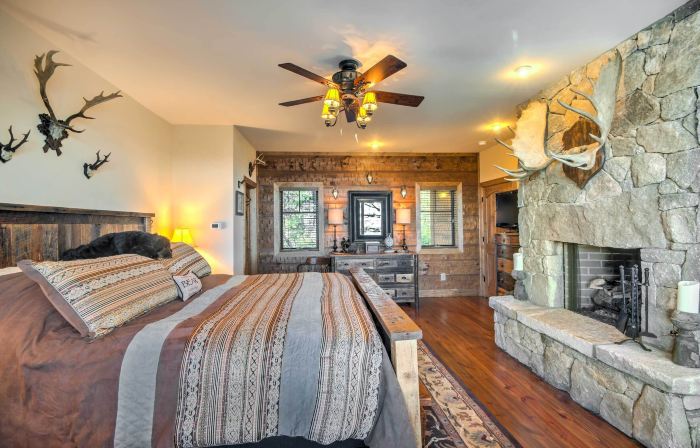6 Mi to Sapphire Ski! Mtn-View Gem w/ Resort Perks