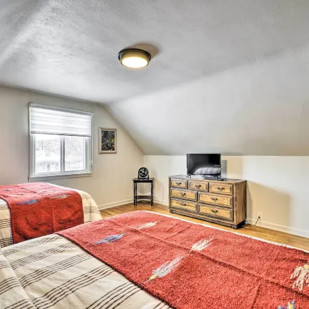 Central Thermopolis Home: 1 Mi to Hot Springs!