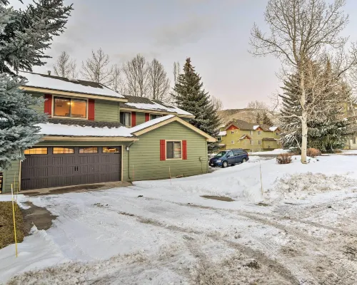 Modern Home w/ Patio: 3 Mi to Beaver Creek Resort! Hotels in Eagle-Vail