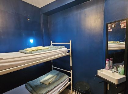 Crossroads Hostel Amsterdam