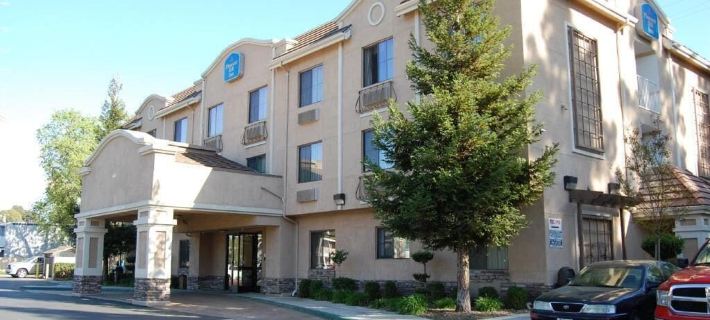 Pleasant Hill Inn Hotels in Contra Costa County