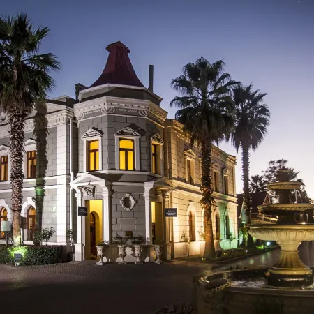 Gold Reef City Theme Park Hotel Отели рядом с достопримечательностью «Браамфонтейн»