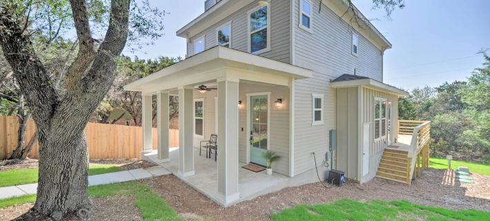 Canyon Lake Home w/ Deck ~ 1 Mi to Comal Park Hotels in Comal County