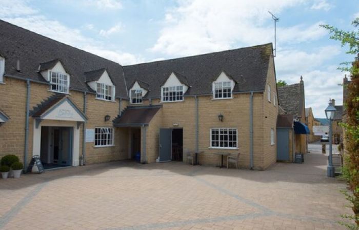 The Lodge at Broadway