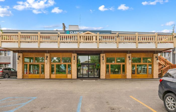 Clarion Hotel & Suites Fairbanks Near Ft Wainwright
