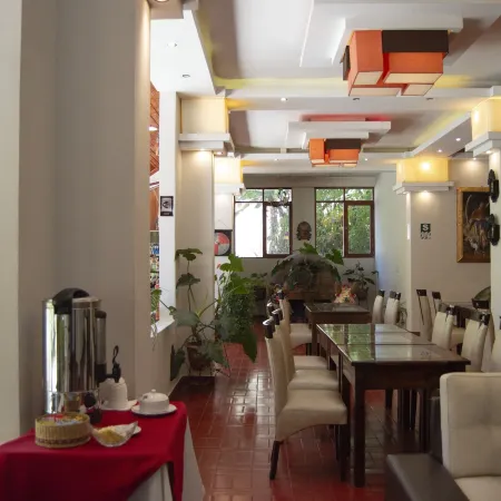 Santuario Machupicchu Отели в г. Агуас-Кальентес