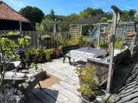 Stylish and Spacious Apartment with Sunny Rooftop Terrace In the Heart of Bergen Hotels near Bergerac