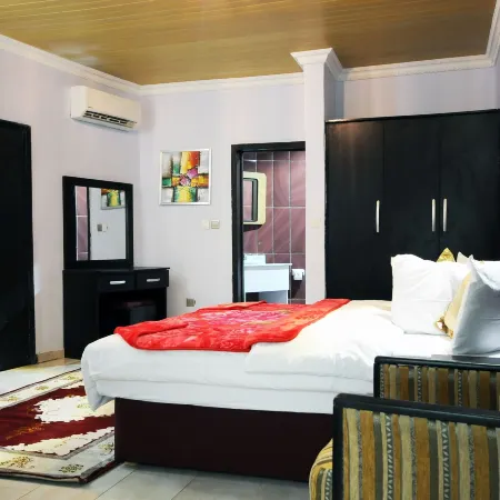 Honeyland Beach Resort