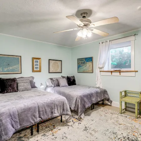 Blacksburg Hideaway w/ Hot Tub ~ 5 Mi to Campus!