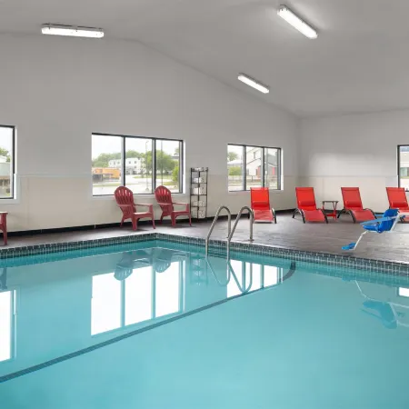 Ramada by Wyndham Cedar Rapids South