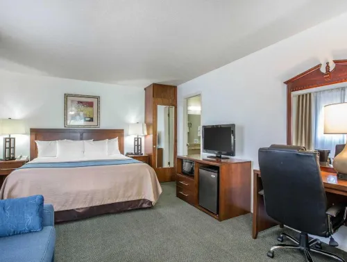 Quality Inn Yosemite Valley Gateway Hotels in Mariposa