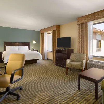 Hampton Inn & Suites Thousand Oaks Hotels near Gardens of the World