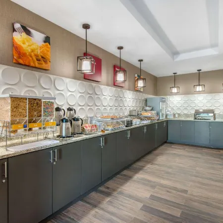 Comfort Suites Fort Lauderdale Airport & Cruise Port