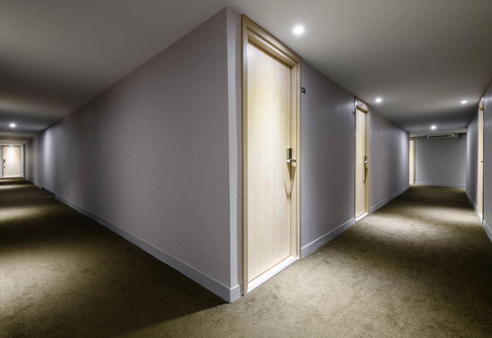 굿 호텔 앳 타이베이 101의 깔끔한 객실 내부 이미지