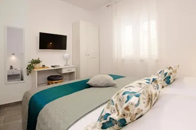 Santa Cruz Apartments Supetar Hotels near Parish church complex