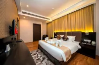 The Fern Residency Kolkata Hotel a 