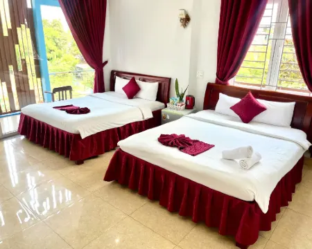 Opa Hotel Hue Hotéis em Vỹ Dạ
