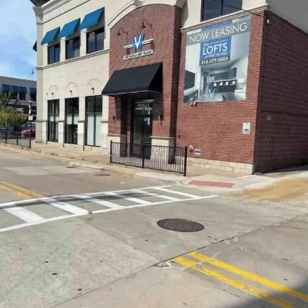 Luxury 1 bedroom loft centrally located to it all!