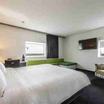 Tulip Inn Eindhoven Airport Rooms