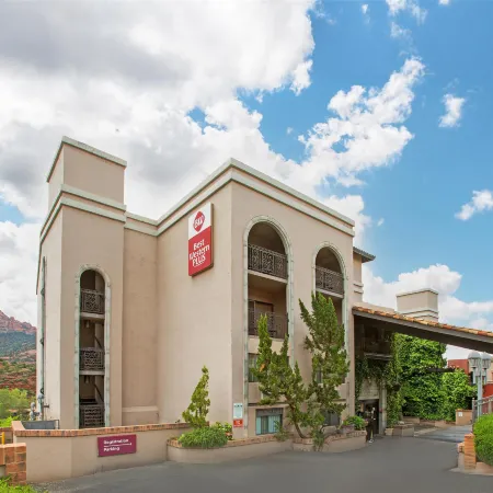 Best Western Plus Arroyo Roble Hotel  Creekside Villas