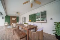 Sun-Soaked FLL Getaway • Pool • BBQ • Near Beaches