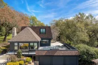 Malvasia by AvantStay Luxe Wine Country Retreat