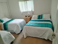 Modern 3 bedroom detached pool home on beautiful canal. 2 Children free