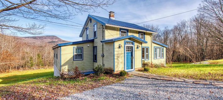 Catskills Cottage w/ Deck, 7 Mi to Hunter Mtn Hotels in Hunter